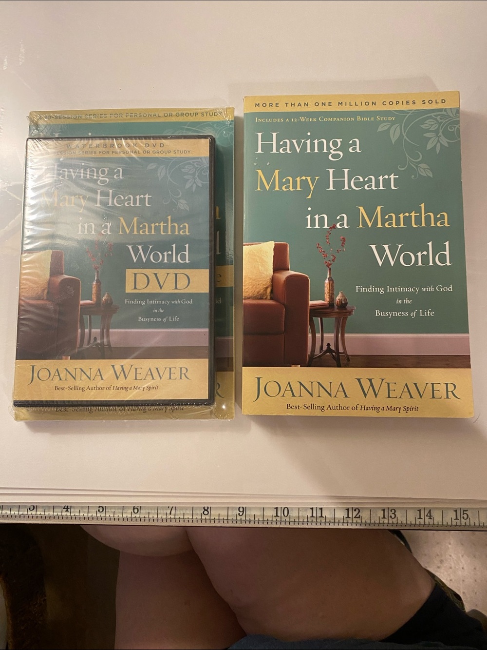 Having a Mary Heart in a Martha World by Joanna Weaver - Green & Cream